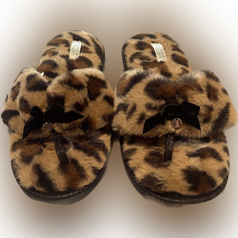 Laundry by Shelli Segal Leopard Soft Slippers Size 10/11